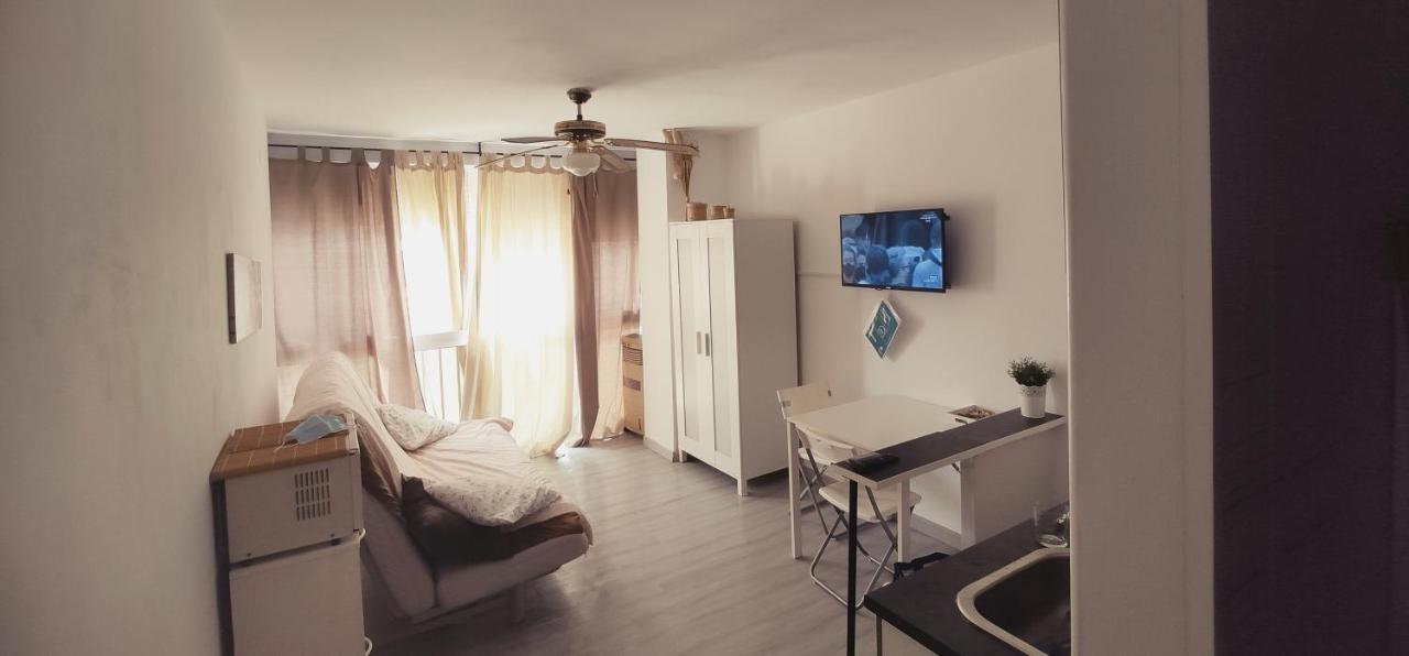 Estudio En Playamar Apartment ตอร์เรโมลิโนส ภายนอก รูปภาพ